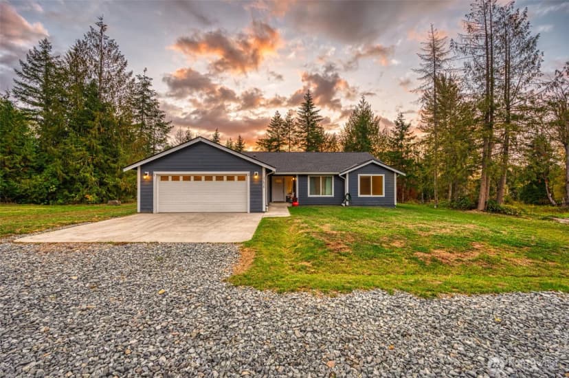 Property photo for 37816 99th Avenue Ct E, Eatonville photo 2
