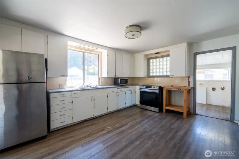 Property photo for 8723 7th Avenue S, Seattle photo 20