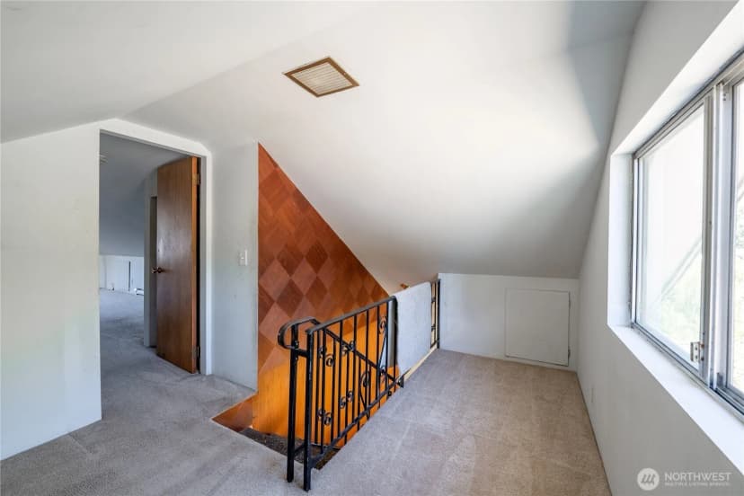 Property photo for 8723 7th Avenue S, Seattle photo 30