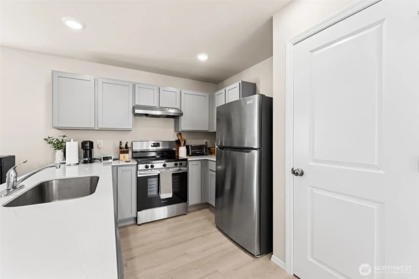 Property photo for 4258 Se Woodford Court, Port Orchard photo 13