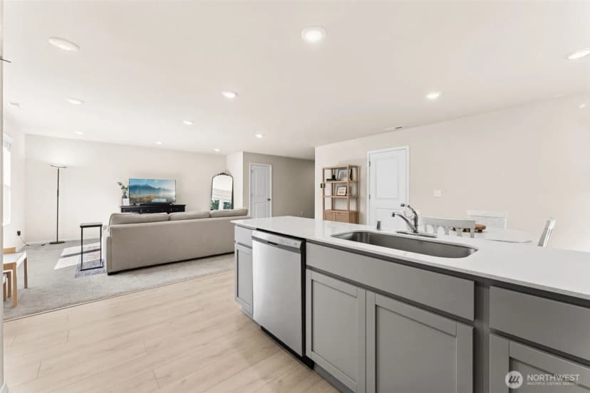 Property photo for 4258 Se Woodford Court, Port Orchard photo 14