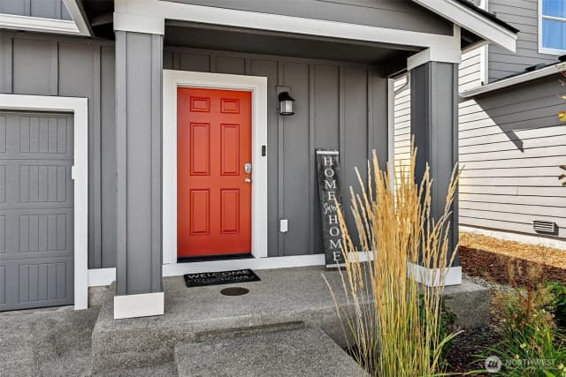 Property photo for 4258 Se Woodford Court, Port Orchard photo 2