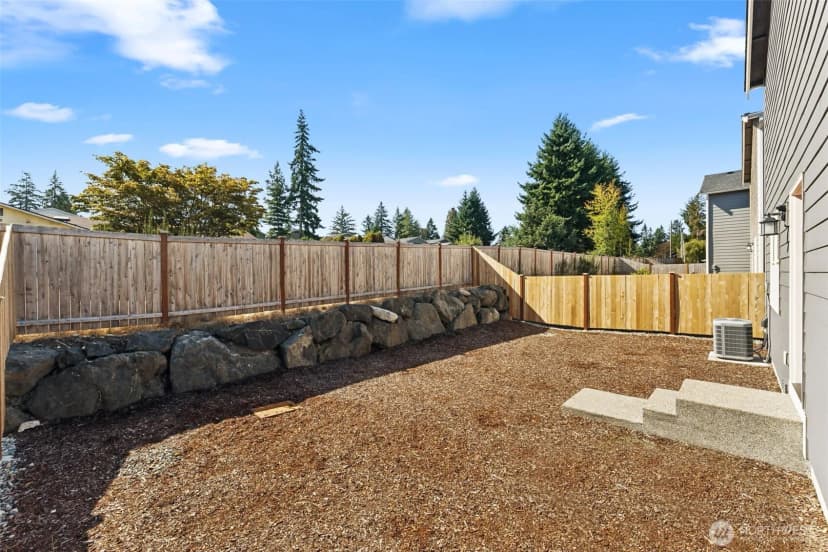 Property photo for 4258 Se Woodford Court, Port Orchard photo 23