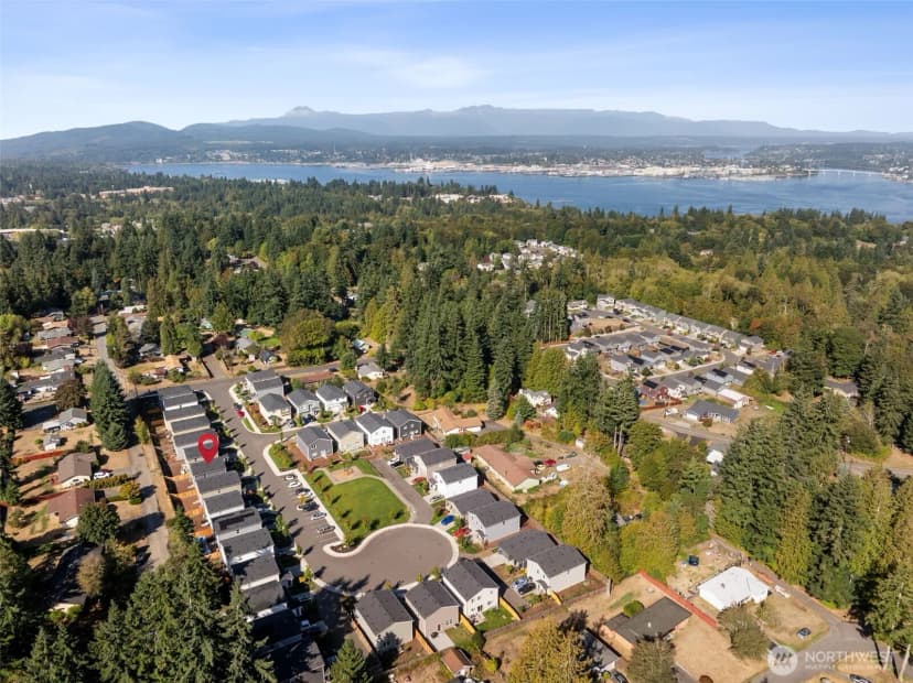Property photo for 4258 Se Woodford Court, Port Orchard photo 28