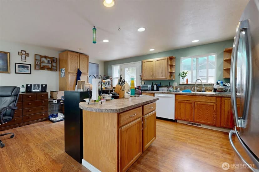 Property photo for 1125 Se Colonial Drive, College Place photo 5
