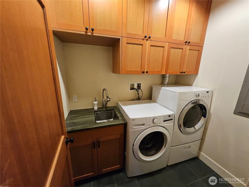 Property photo for 9380 Ferncliff Avenue Ne, Bainbridge Island photo 15