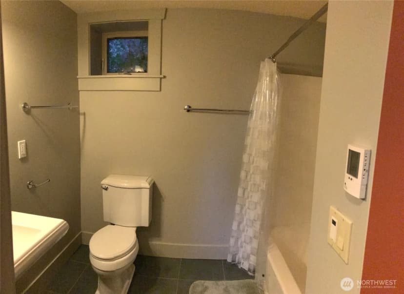 Property photo for 9380 Ferncliff Avenue Ne, Bainbridge Island photo 27
