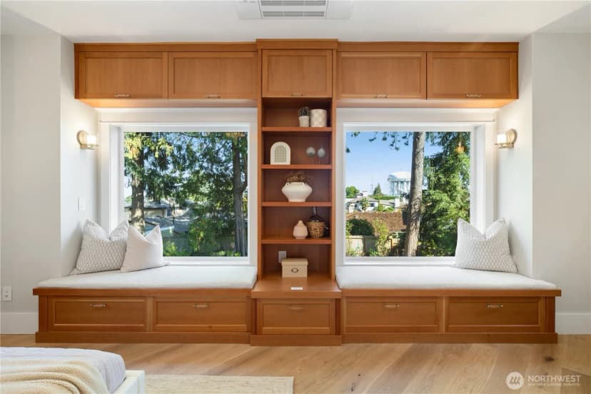 Property photo for 3947 W Barrett Lane, Seattle photo 26