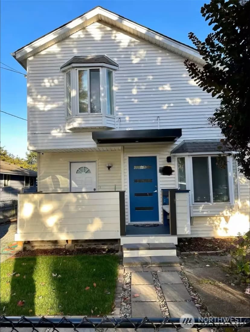 Property photo for 9240 39th Avenue S, Seattle