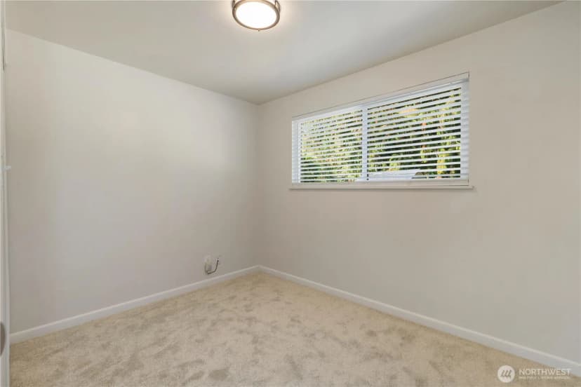 Property photo for 8423 198th Street Sw, Edmonds photo 17