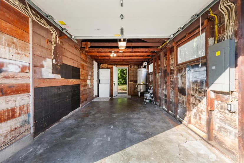 Property photo for 8423 198th Street Sw, Edmonds photo 19