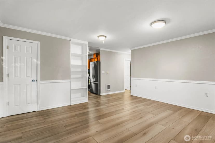 Property photo for 754 2nd Avenue N, Kent photo 3
