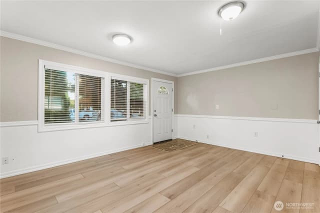 Property photo for 754 2nd Avenue N, Kent photo 2