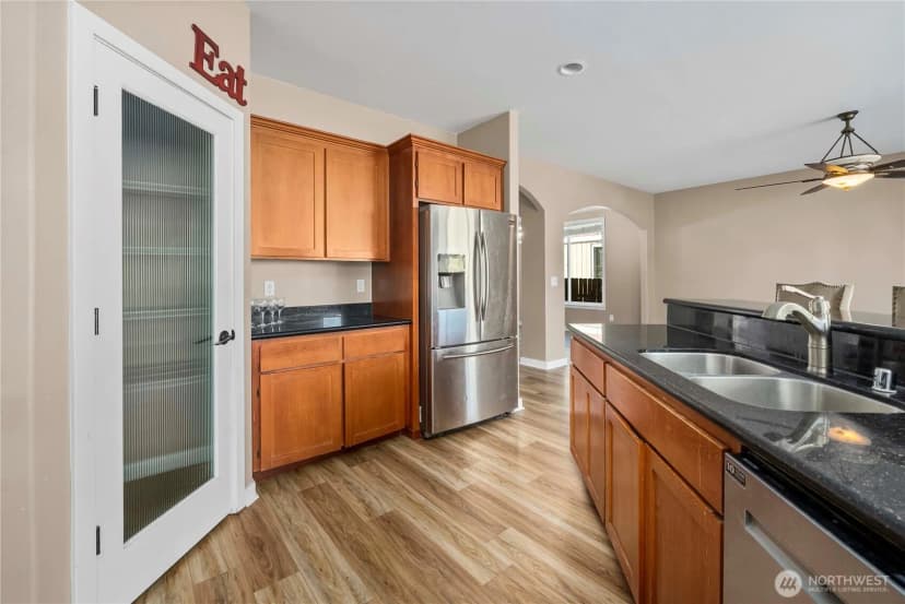 Property photo for 1602 Riddell Avenue Ne, Orting photo 14
