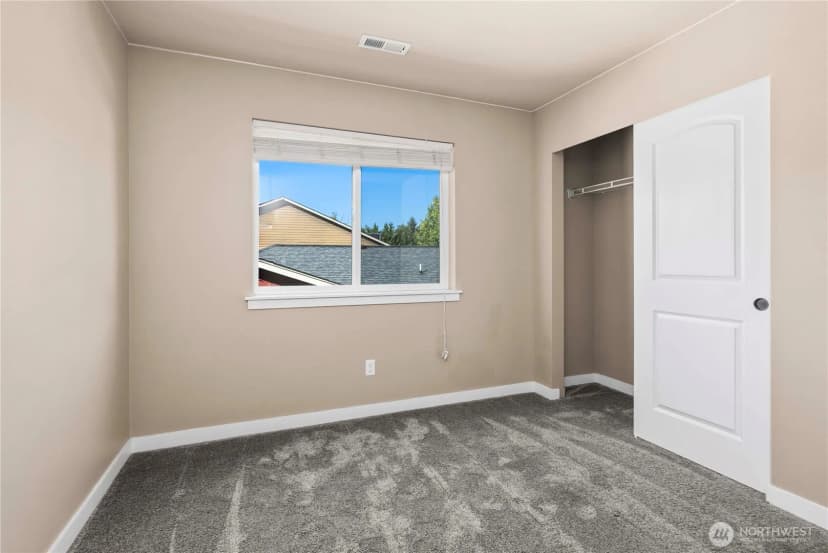 Property photo for 1602 Riddell Avenue Ne, Orting photo 29