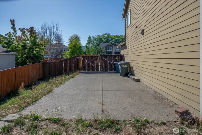 Property photo for 1602 Riddell Avenue Ne, Orting photo 35