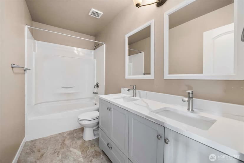 Property photo for 1602 Riddell Avenue Ne, Orting photo 31