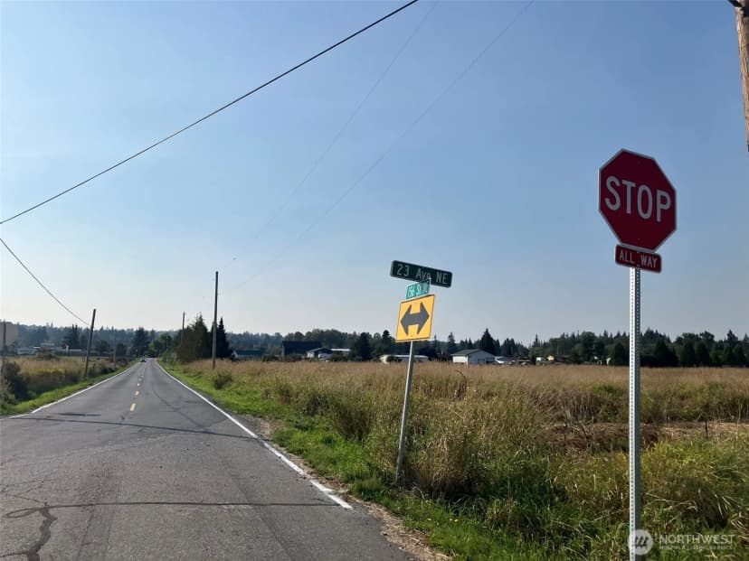 Property photo for 23 Xx 156th Street Ne, Marysville photo 12