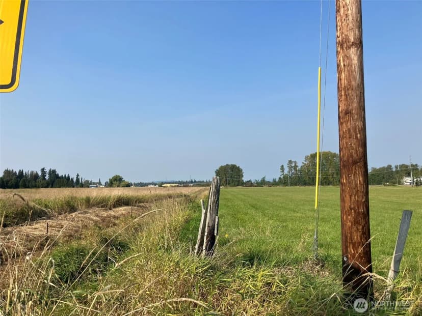 Property photo for 23 Xx 156th Street Ne, Marysville photo 14