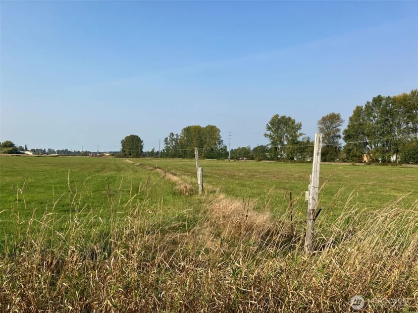 Property photo for 23 Xx 156th Street Ne, Marysville photo 8