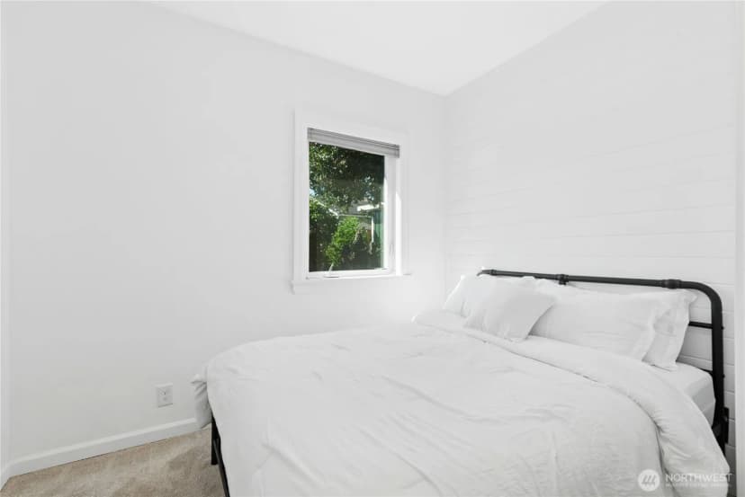 Property photo for 6202 Commercial Avenue, Everett photo 17