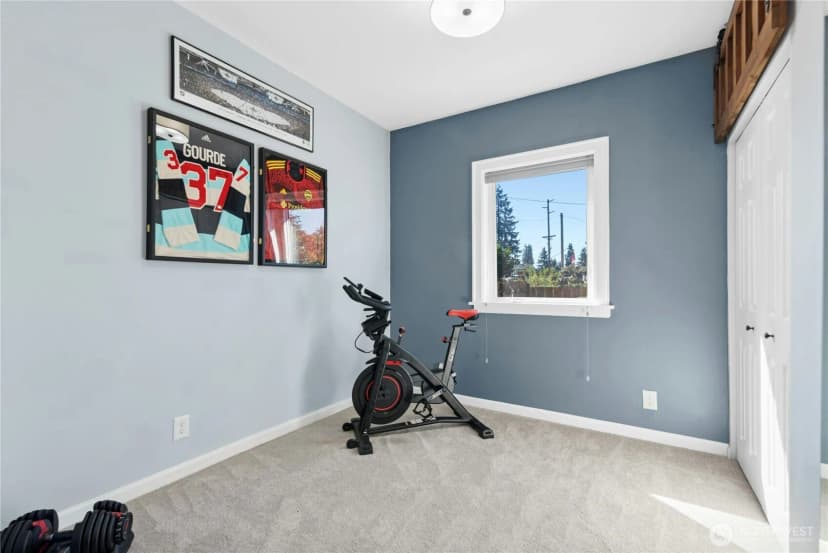 Property photo for 6202 Commercial Avenue, Everett photo 20