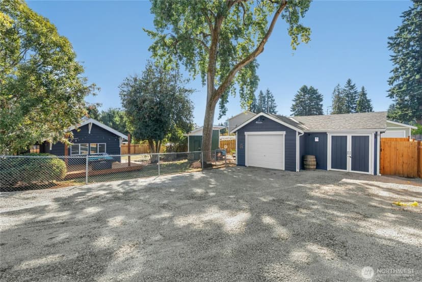 Property photo for 6202 Commercial Avenue, Everett photo 27