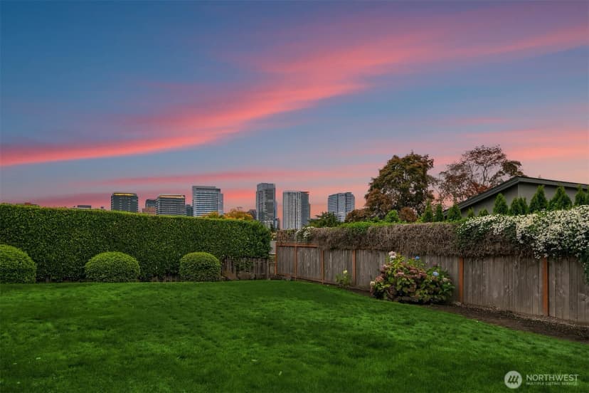 Property photo for 9643 Vineyard Crest, Bellevue photo 15