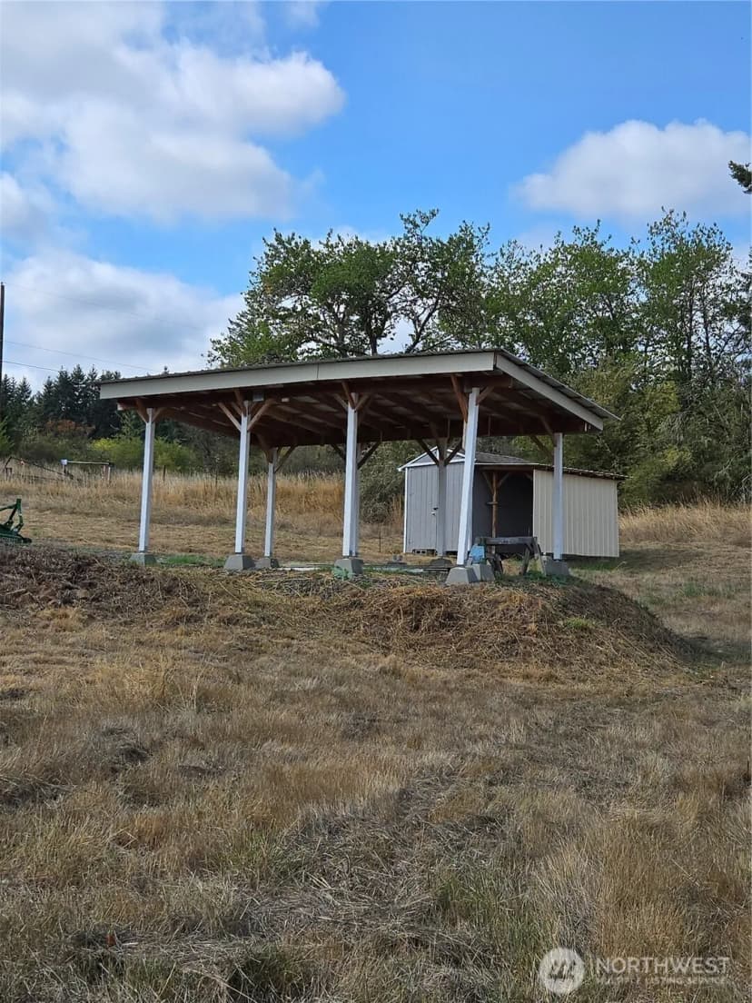 Property photo for 284 W Hale Road, Winlock photo 18