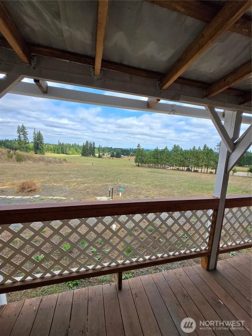 Property photo for 284 W Hale Road, Winlock photo 15
