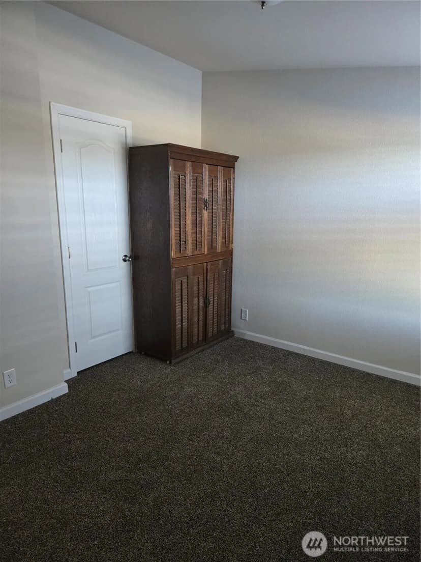 Property photo for 284 W Hale Road, Winlock photo 11