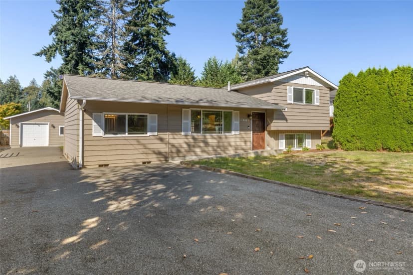 Property photo for 1607 E Hazel Avenue, Burlington photo 34