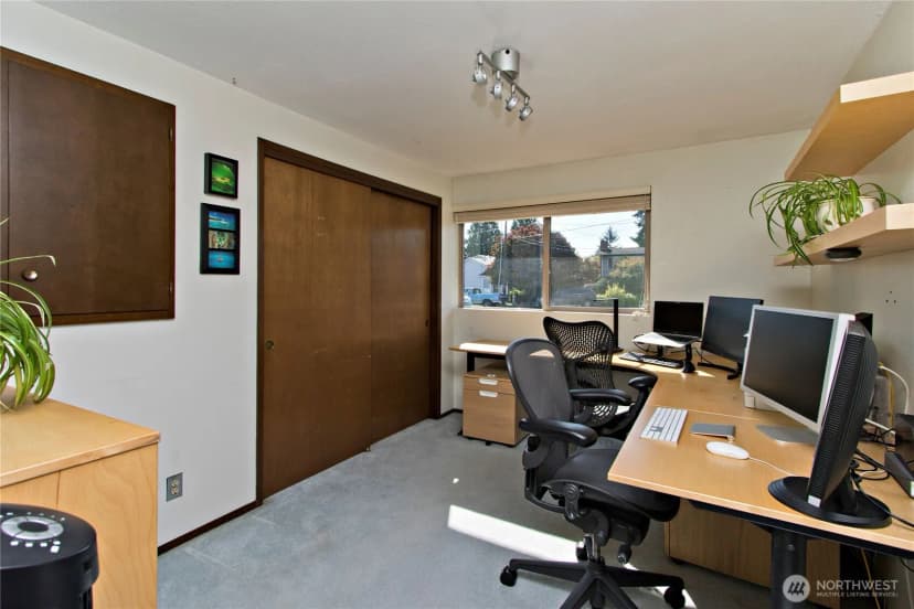 Property photo for 4226 S 247th Court, Kent photo 17