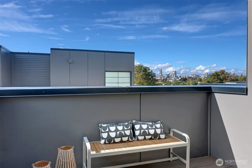 Property photo for 1301 D 31st Avenue S, Seattle photo 30