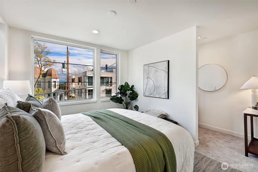 Property photo for 1301 D 31st Avenue S, Seattle photo 19