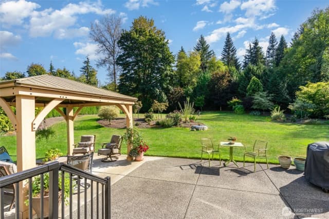 Property photo for 13822 233rd Street Se, Snohomish photo 2