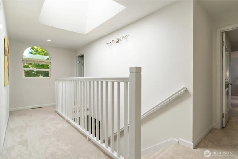 Property photo for 4305 105th Avenue Ne, Kirkland photo 19