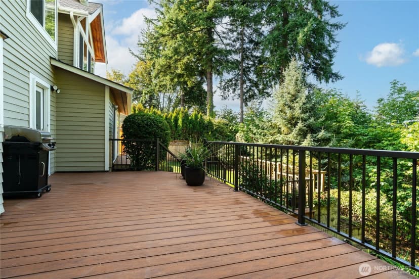 Property photo for 4305 105th Avenue Ne, Kirkland photo 11