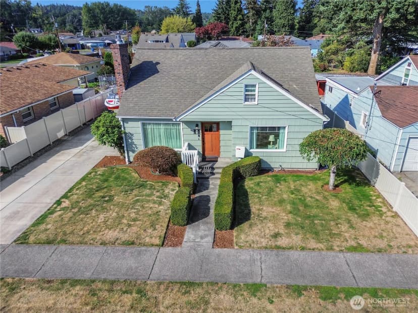 Property photo for 310 18th Street Nw, Puyallup photo 36