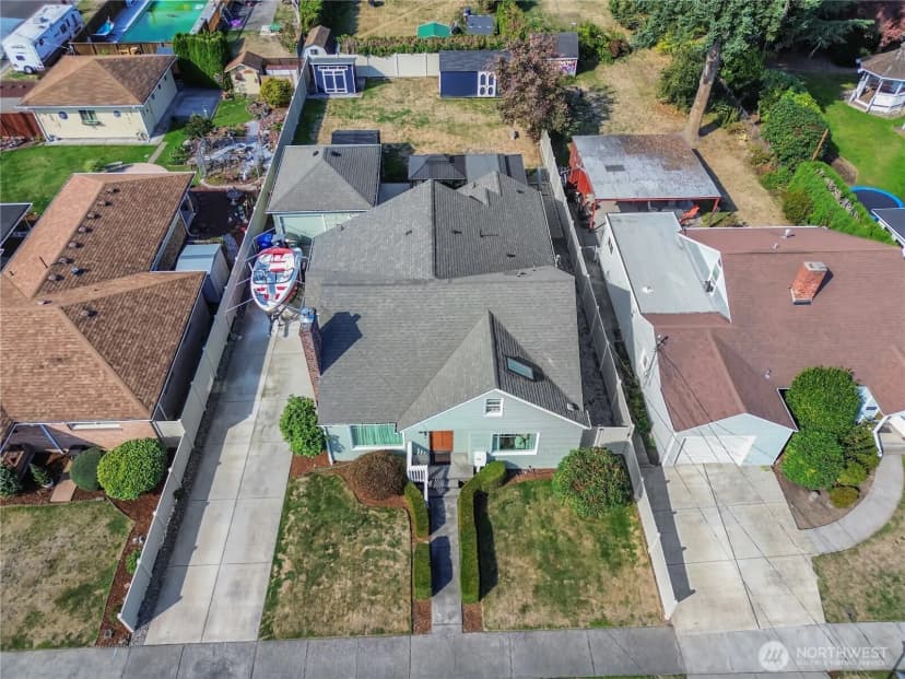 Property photo for 310 18th Street Nw, Puyallup photo 39