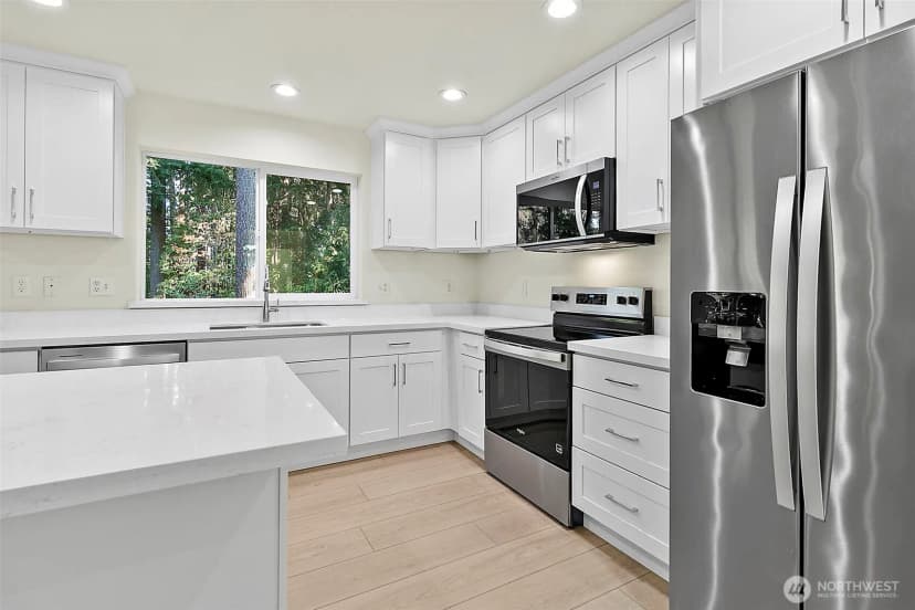 Property photo for 4272 S 160th Street, Tukwila photo 11
