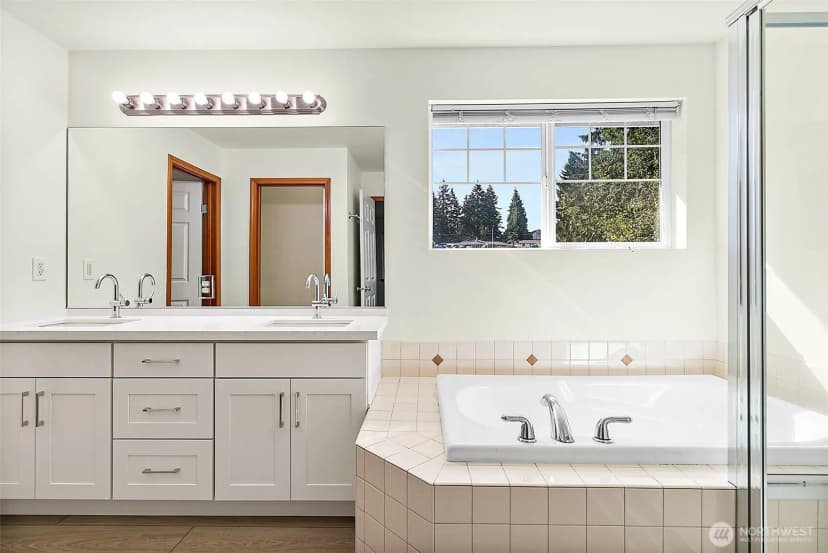 Property photo for 4272 S 160th Street, Tukwila photo 18