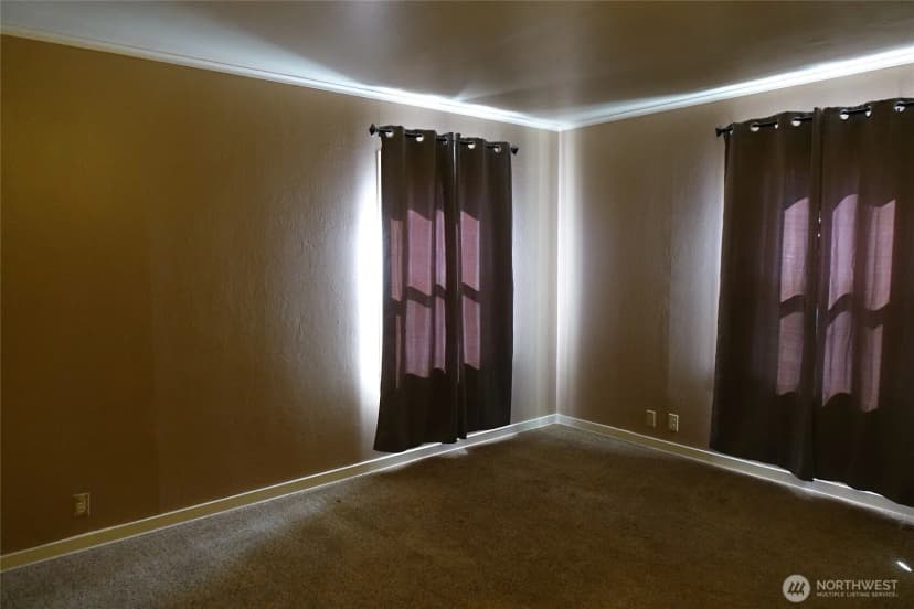 Property photo for 301 Linda Lane, Centralia photo 23