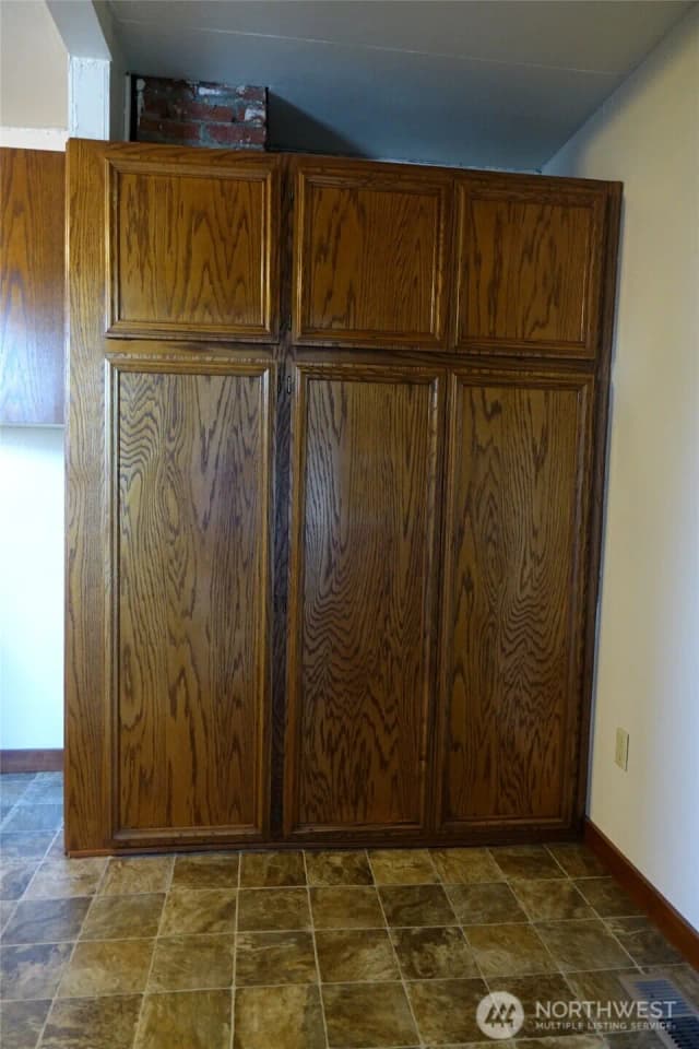 Property photo for 301 Linda Lane, Centralia photo 5