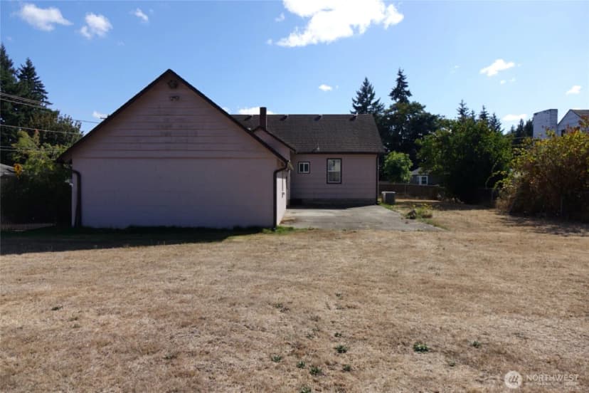 Property photo for 301 Linda Lane, Centralia photo 31
