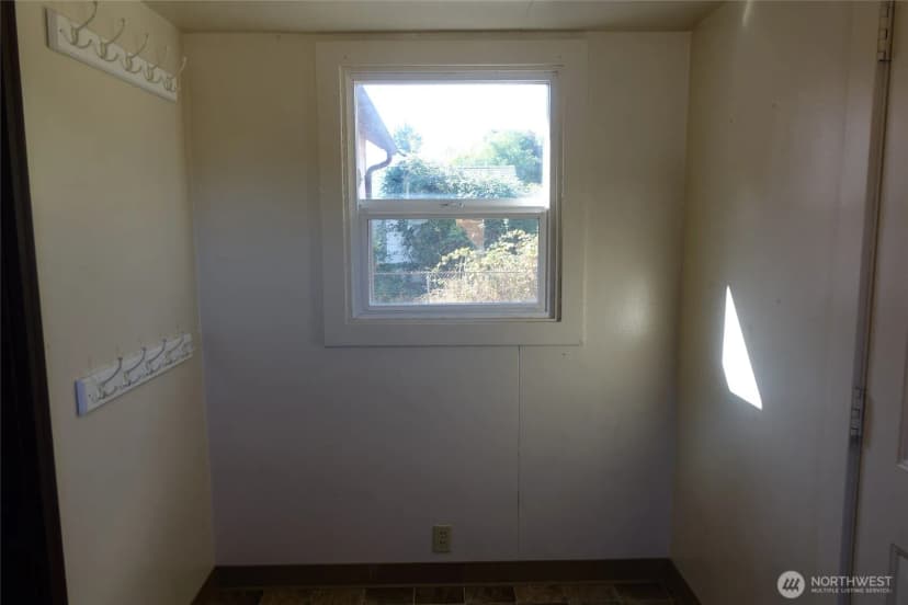 Property photo for 301 Linda Lane, Centralia photo 27