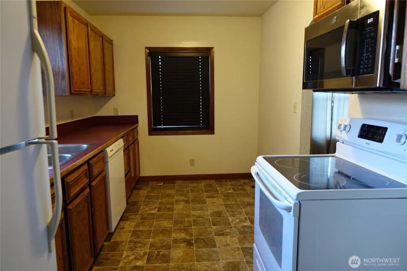 Property photo for 301 Linda Lane, Centralia photo 4