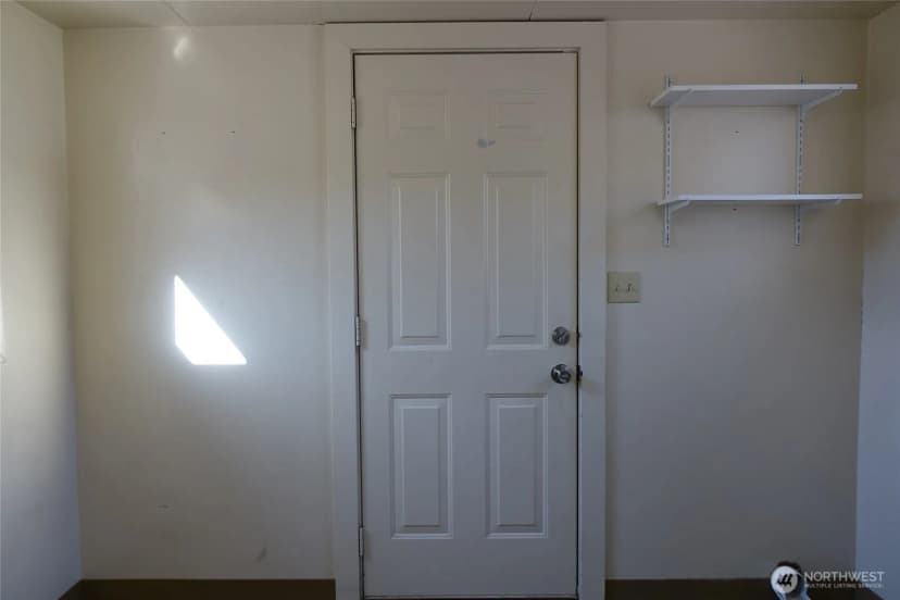 Property photo for 301 Linda Lane, Centralia photo 28