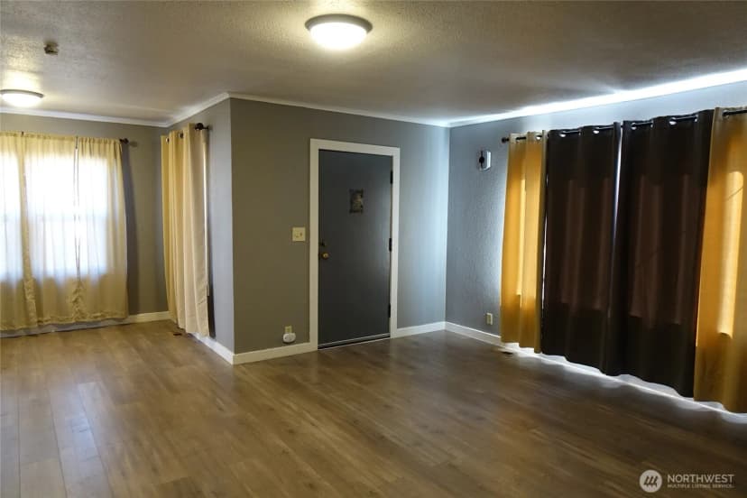 Property photo for 301 Linda Lane, Centralia photo 9