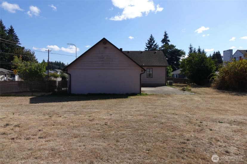 Property photo for 301 Linda Lane, Centralia photo 39